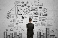 “Business as usual” zaraz po Wielkanocy? Modele matematyczne wskazują na inny, realny scenariusz
