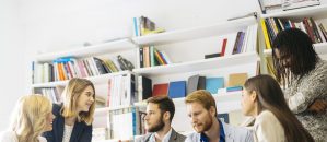 Ile zarabiają finansiści i księgowi?