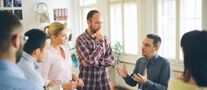 Jak analizować poziom fluktuacji pracowników?