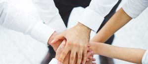 Telefon, samochód i laptop najczęściej oferowane pracownikom