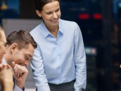 Jak pracodawcy mogą wpływać na zmniejszenie stresu u swoich pracowników