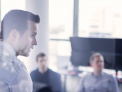 Gdzie się lepiej pracuje? W dużej korporacji czy w kameralnych strukturach?