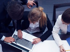 Czy warto organizować firmową Wigilię?