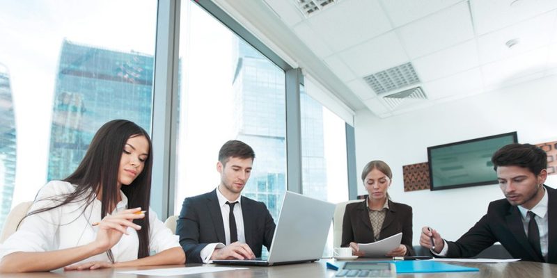 Co zakłada model flexicurity?