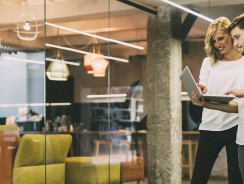 Obniżenie rotacji pracowników strategią na budowanie konkurencyjności