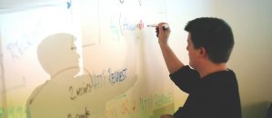 Kompetencje językowe pracowników – ubezpieczeni na wypadek sukcesu