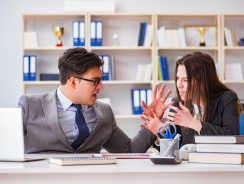 Jak uniknąć sporów w pracy?