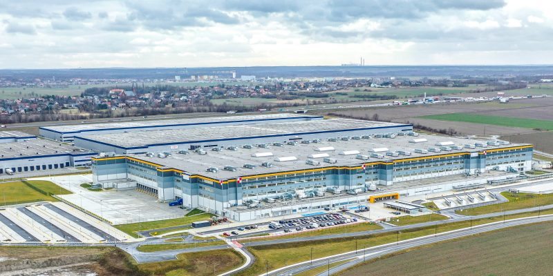 Amazon otwiera ultranowoczesne centrum logistyczne w Gliwicach i oferuje 1 000 nowych, stałych miejsc pracy