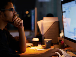 Praca nocna oraz zagrożenia z niej wynikające