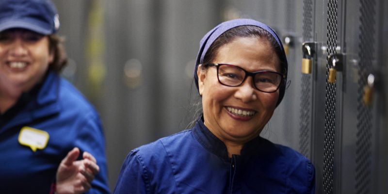 IKEA zatrudnia osoby z doświadczeniem uchodźczym