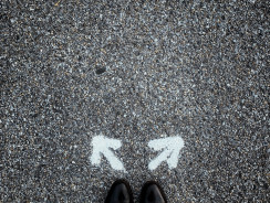 Home office odseparowuje pracowników od firmy