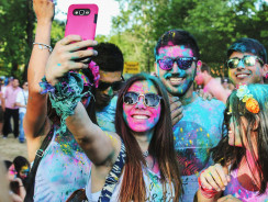 Millenialsi na 8 godzin w biurze – największy błąd?