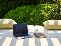 Wakacje i praca w jednym – utopia czy nowa rzeczywistość