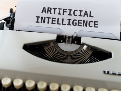 AI kontra człowiek. Kto jest przyszłością rekrutacji?