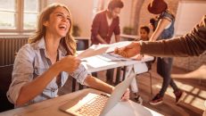 Jak dbać o szczęście pracowników