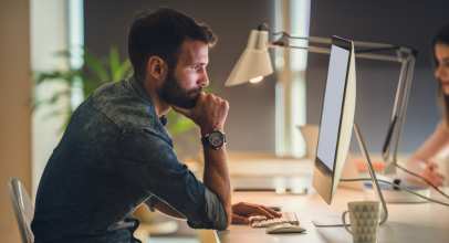 Jak przygotować CV w erze AI? 5 zasad skutecznej aplikacji