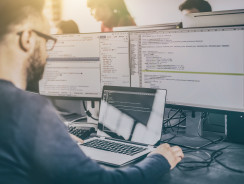 Specjaliści IT pilnie poszukiwani. Kogo rekrutują firmy?