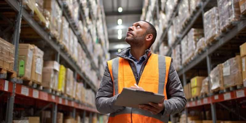 Logistyka rośnie, ale firmy zatrudniają ostrożniej